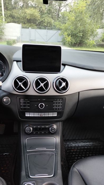 Mercedes b2500 Electric 2015