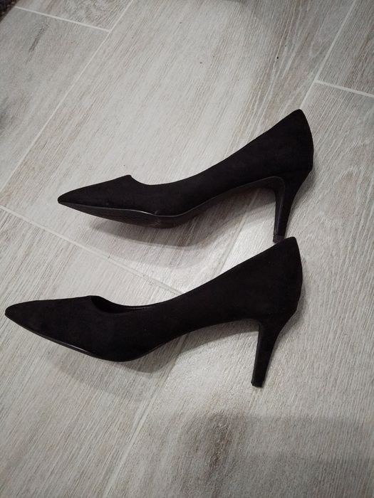 Buty szpilki 40 nowe czarne zamsz