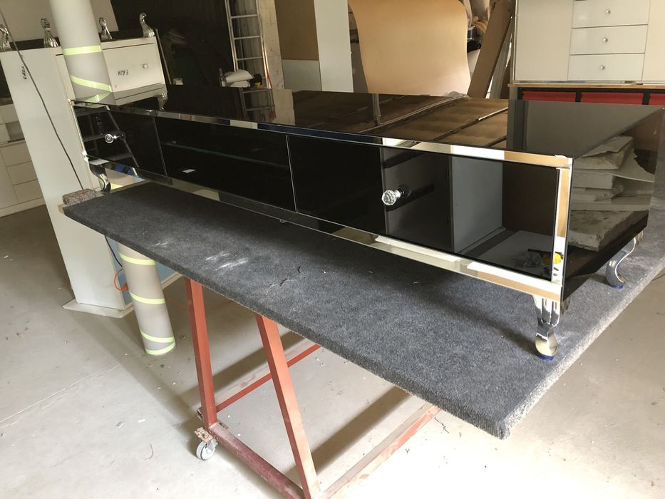 Szafka pod telewizor, komoda Rtv dluga , czarna, glamour, ludwik!!!