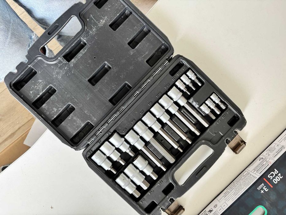 Zestaw kluczy bitów 18 elementów TORX Bituxx Nasadki