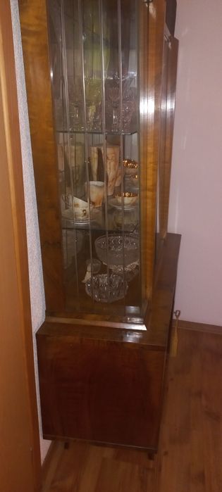 Serwantka, szklana komoda, witryna