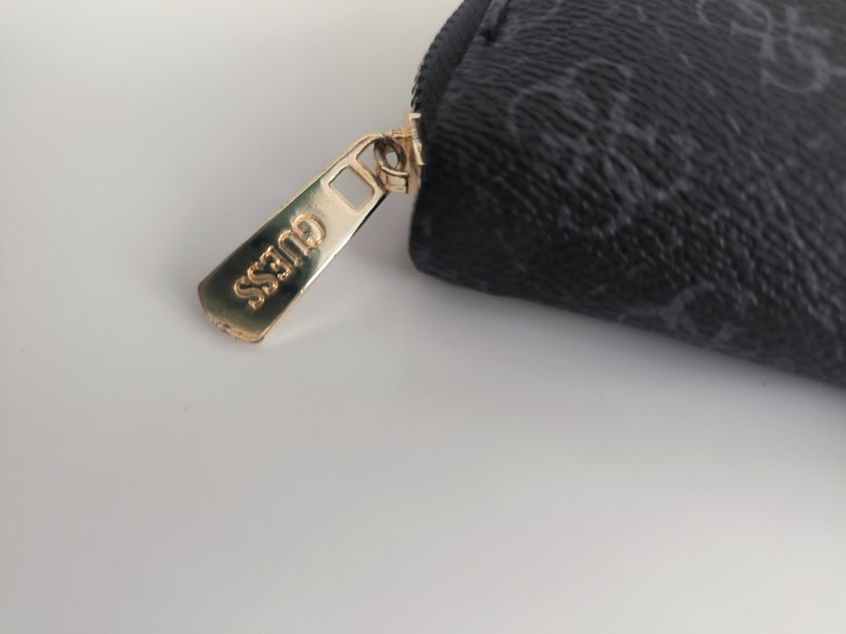 Portfel damski Guess