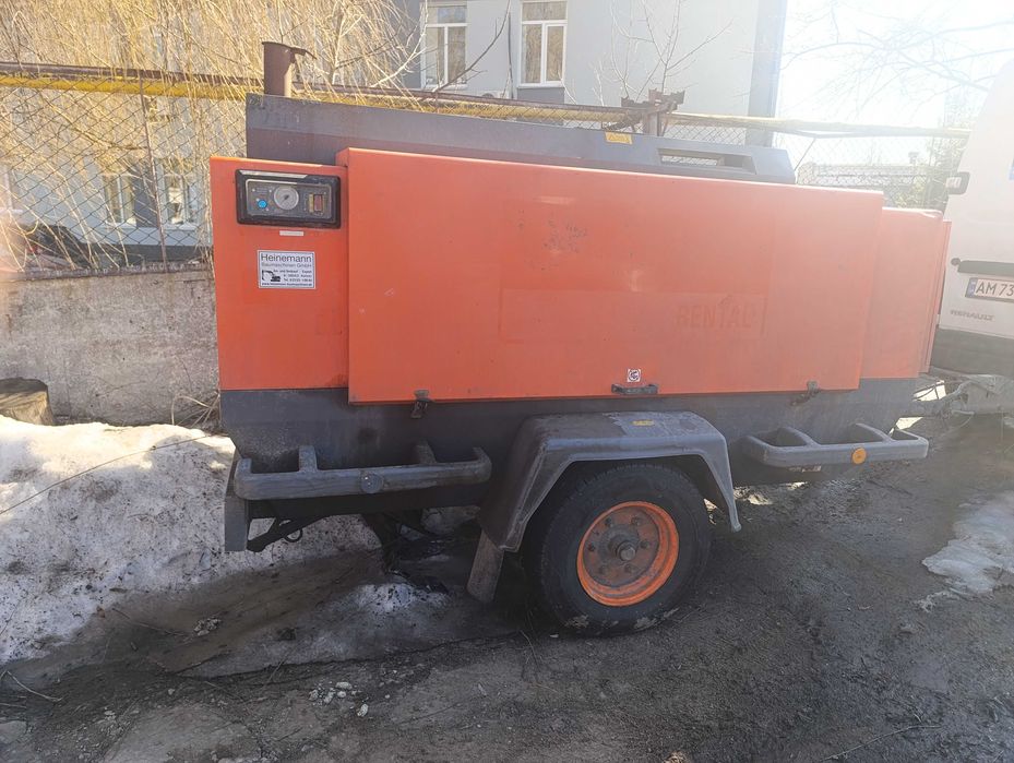 Компресор Atlas copco ХАНS 186