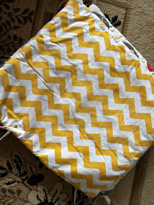 Бортики на дитяче ліжко набір