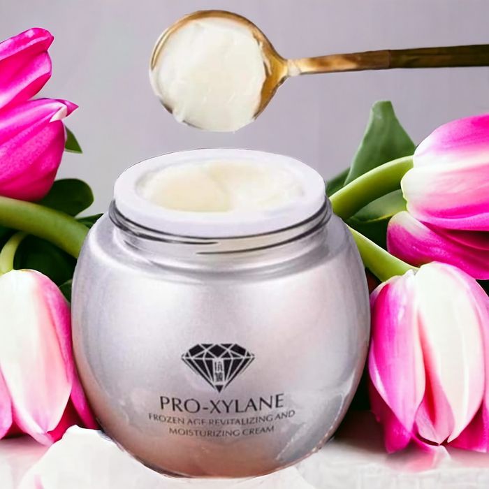 Hit !!! Przeciwzmarszczkowy krem z Pro - Xylane.