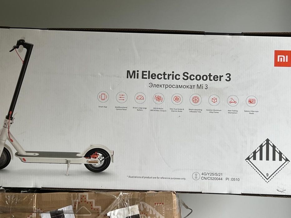 Єлектросамокат Xiaomi Mi electric Scooter 3