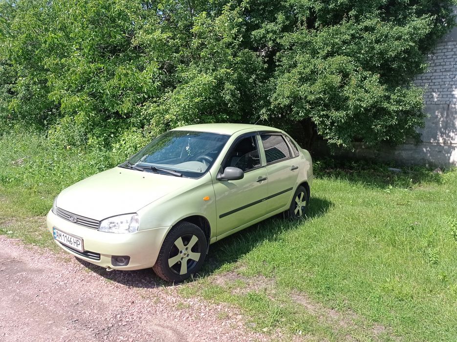 В продажу ЛАДА калина 1118 седан