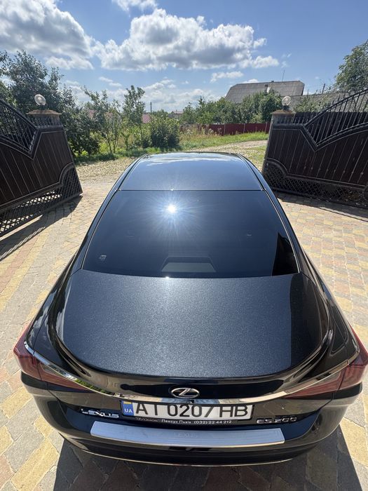 Lexus ES 200, перший власник 2021 рік