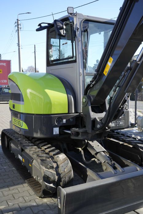 Koparka gąsienicowa ZOOMLION ZE55GU