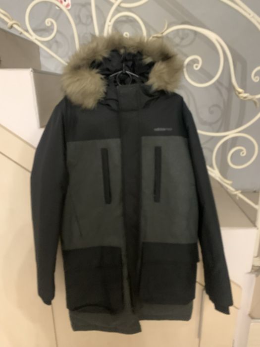Куртка пальто фирмы ADIDAS