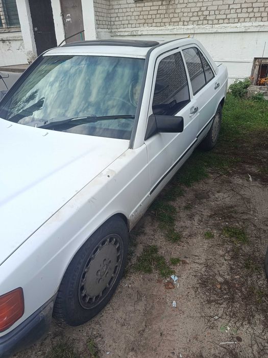 Продам авто Мерседес 190