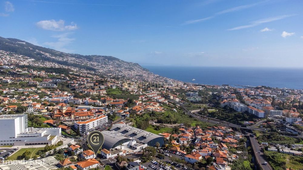 Restaurante em Santo António – Trespasse com Negócio Pronto a Funciona