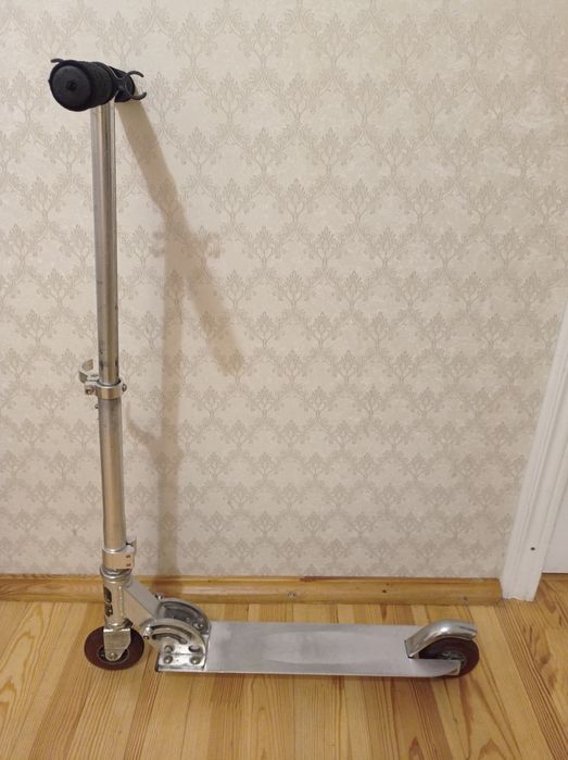 Самокат детский двухколёсный металлический, б/у