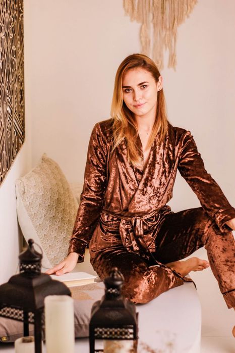 Оксамитовий  жіночий комплект