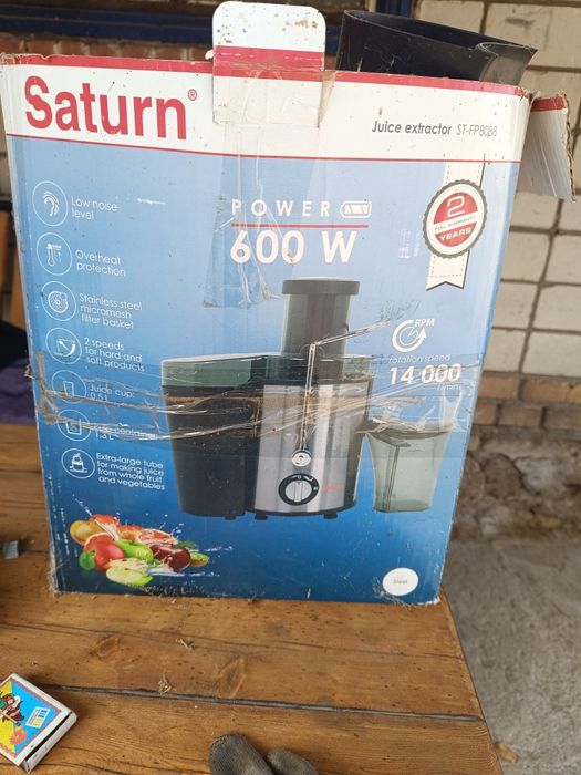 Соковыжималка Saturn ST-FP8088