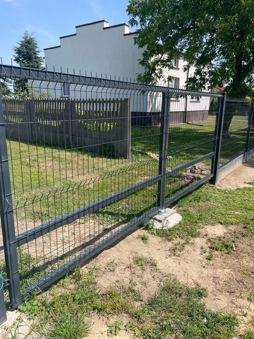 Ogrodzenie panelowe 3D KOMPLET slupki panele podmurówki obejmy BRAMY