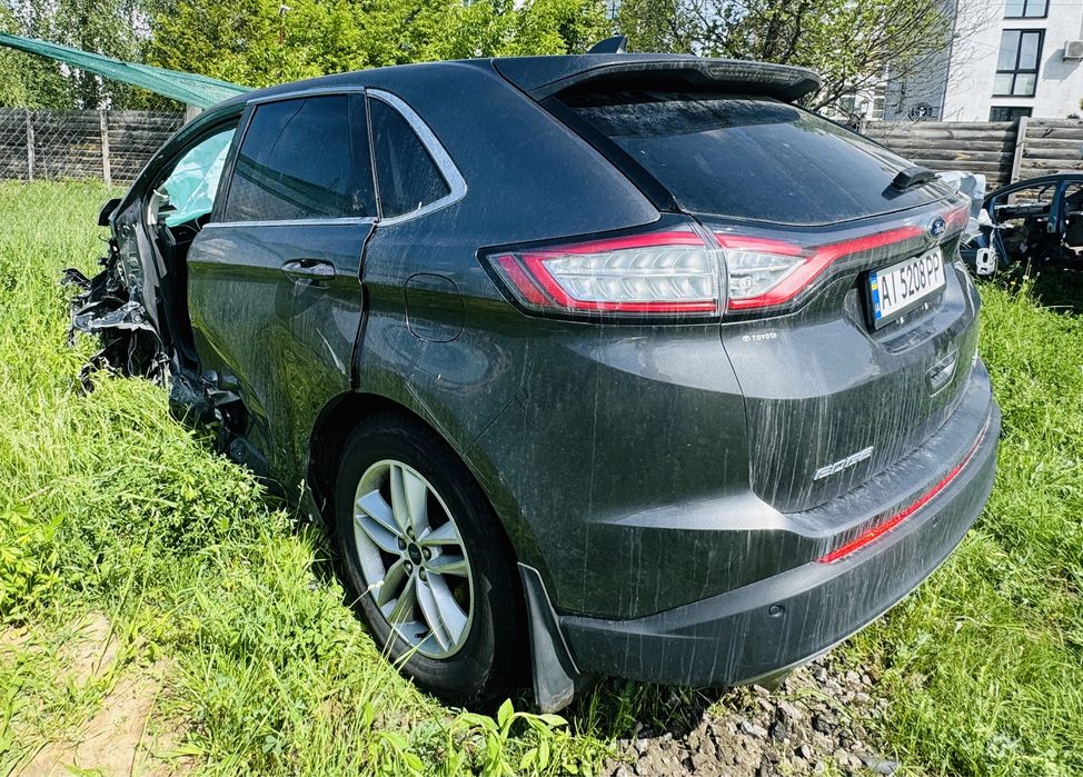 Продам Ford Edge 2017 рік 2.0 Бензин після ДТП!