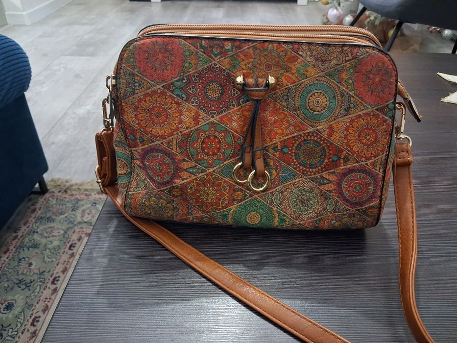 Torebka damska 3przegrodki na zamek