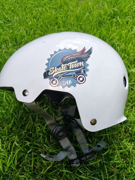 Kask na rolki lub rower
