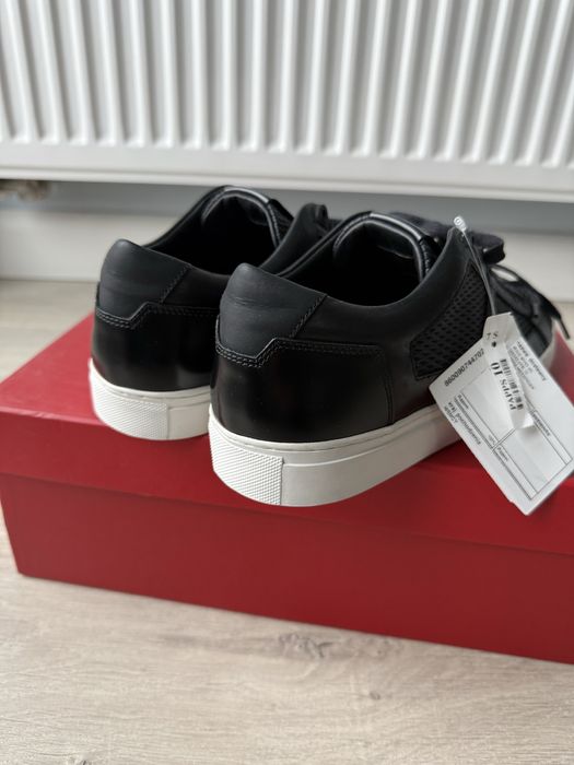 Nowe sneakersy buty Hugo Boss ze skóry cielęcej z Peek&Cloppenburg