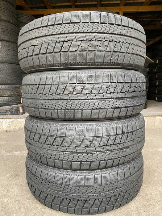 215/60 R17、BRIDGESTONE BLIZZAK VRX 3 Bridgestone Blizzak WS90 Winter 215/60R17 96T Passenger Tire