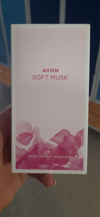 Туалетна вода AVON
