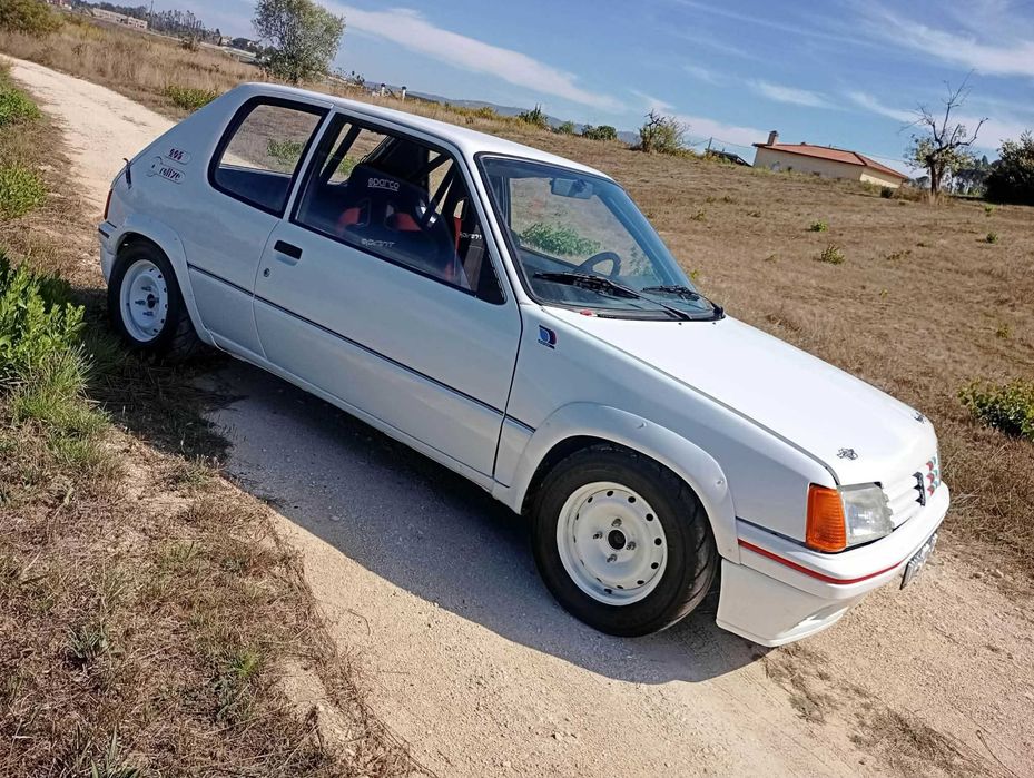 Peugeot 205 Rallye Réplica/Competição