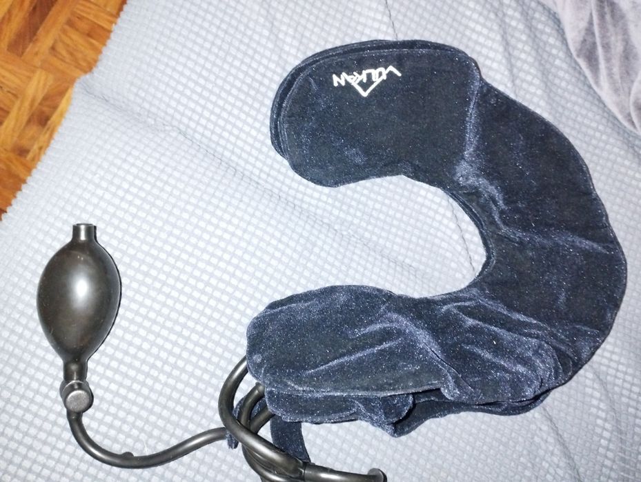 Colar cervical insuflável