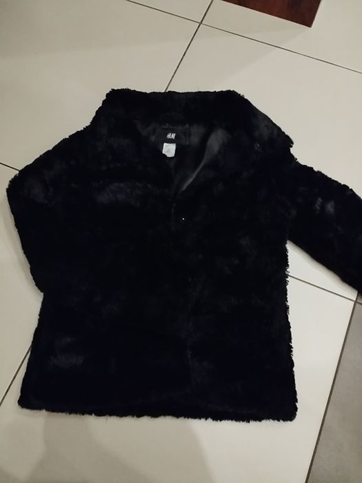 Sprzedam futerko HM rozmiar 146