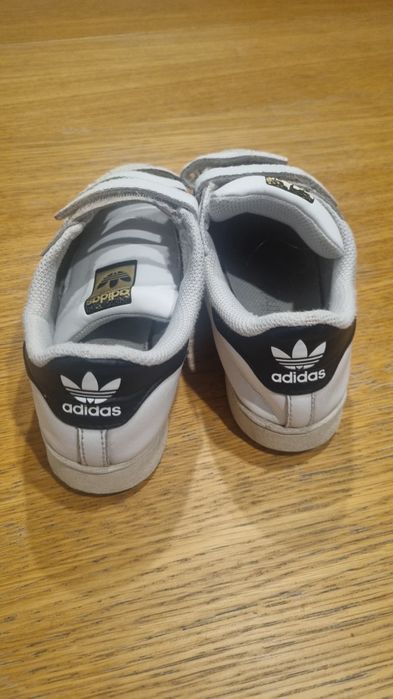Superstar Adisas 34 skorzane buty tenisówki