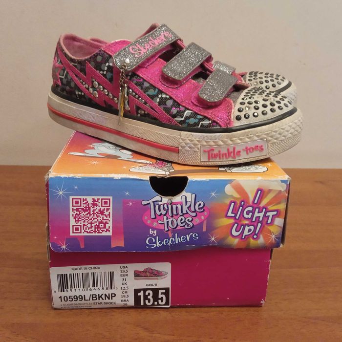 Дитячі кеди з підсвіткою Twinkle toes by Skechers, розмір 31 EUR