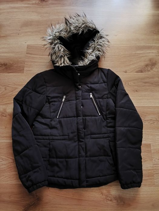 Czarna kurtka zimowa H&M 36