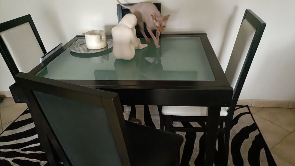 Mesa de vidro extensível 4 cadeiras