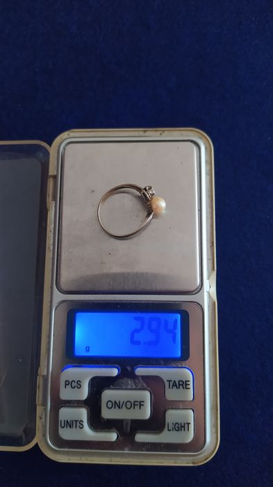 Anél de ouro branco