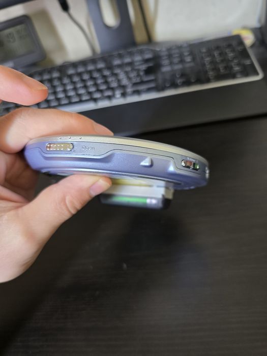 CD mp3 плеер SAMSUNG FM radio