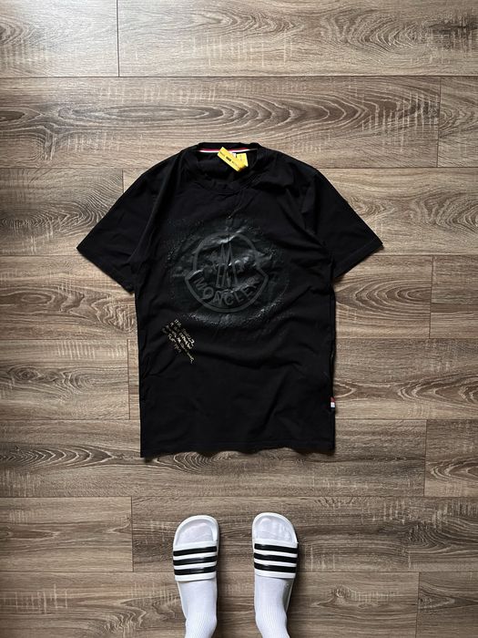 Футболка від Moncler Big Logo