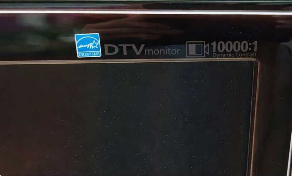 Monitor TV Samsung SyncMaster T220HD 22 cale – stan idealny