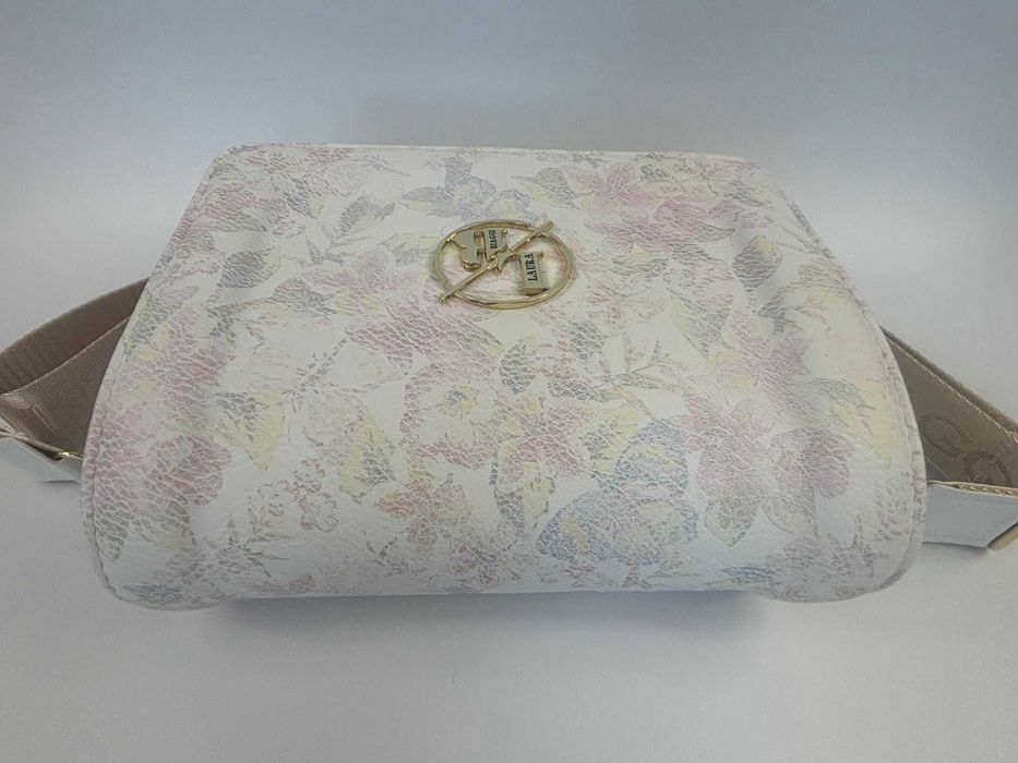 TOREBKA, Laura Biaggi,  listonoszka, biała