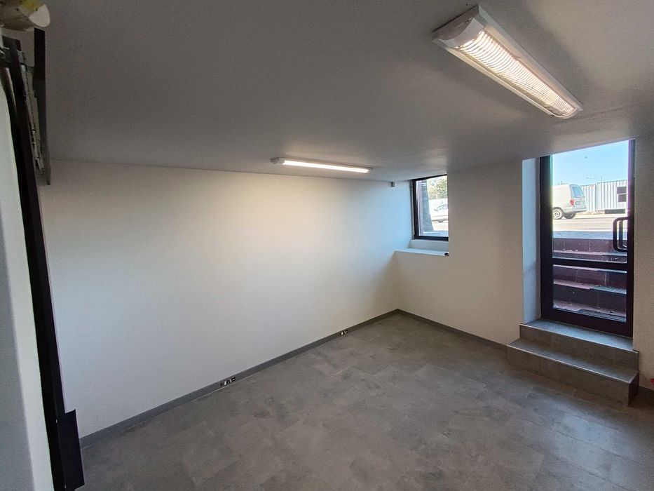 Sprzedam lokal handlowo usługowy centrum miasta ul. Lwowska 23