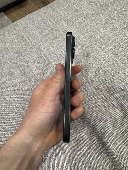 Iphone 15 pro max 256gb black titanium