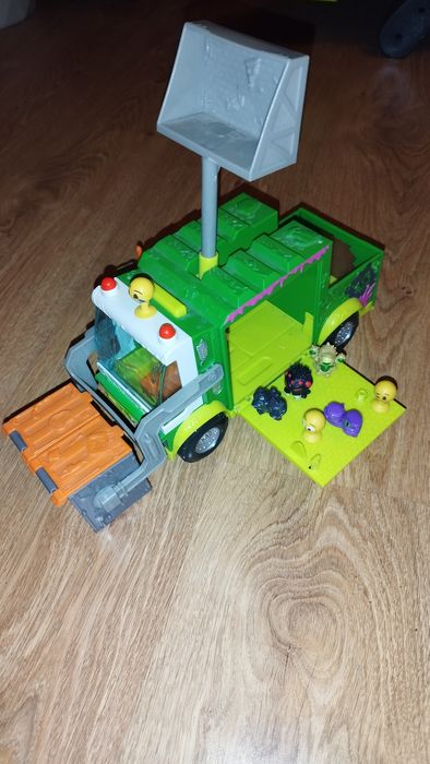 Śmieciarka zabawkowa