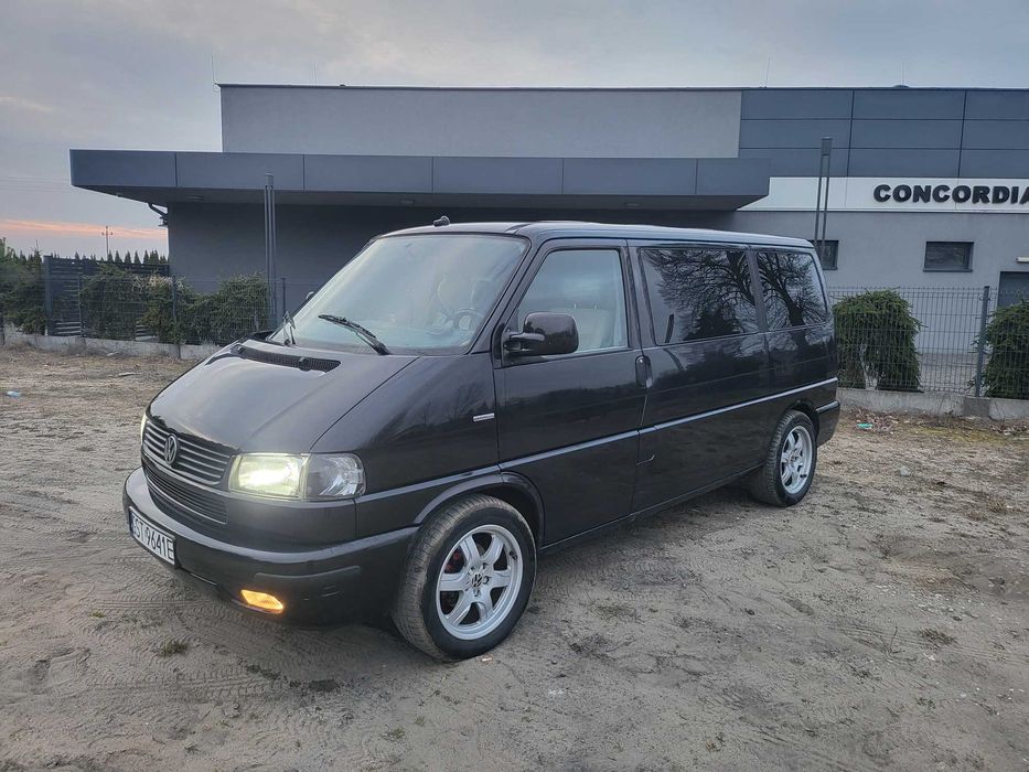 Volkswagen T4 Caravelle BUSINESS, VR6
