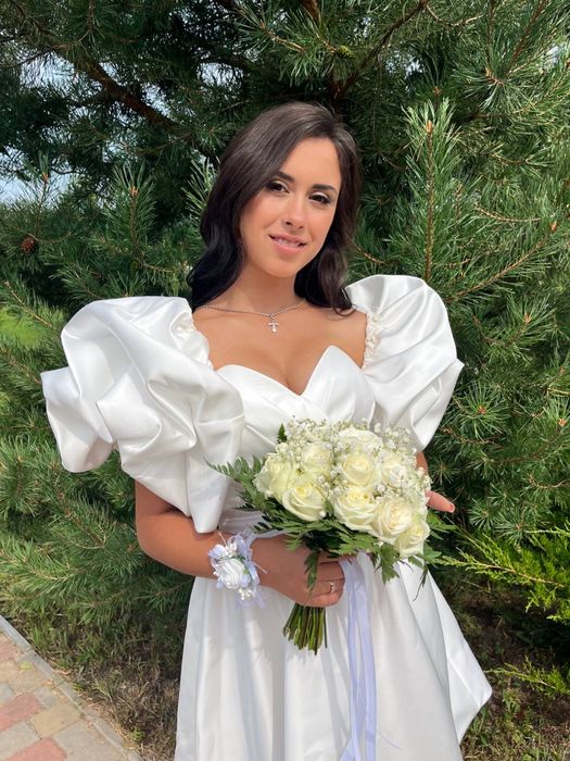 Весільна сукня або на фотосесію