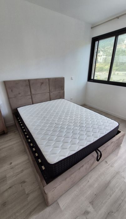 Colchão em excelente estado com 1 mês de uso