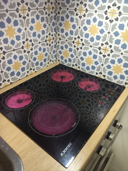 Fogão elétrico usado