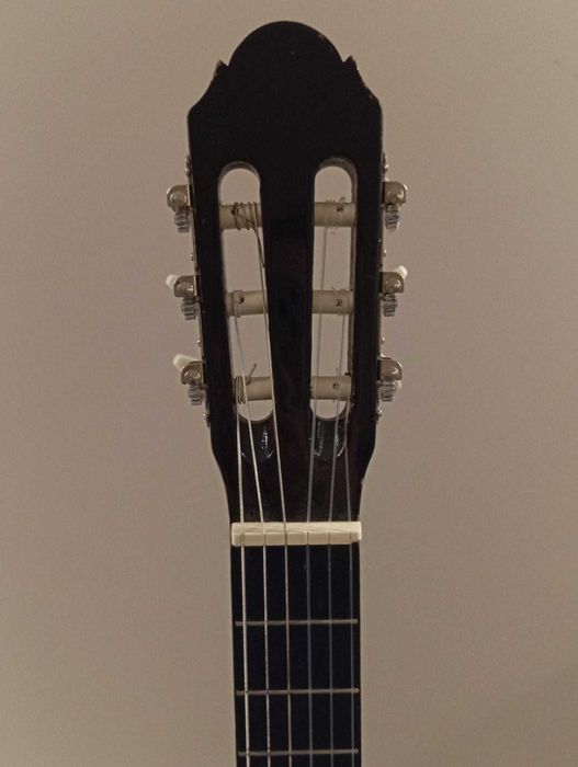 Guitarra Clássica Sheffield