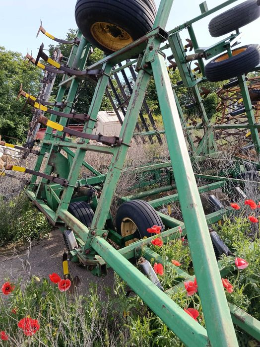 Культиватор John Deere 960