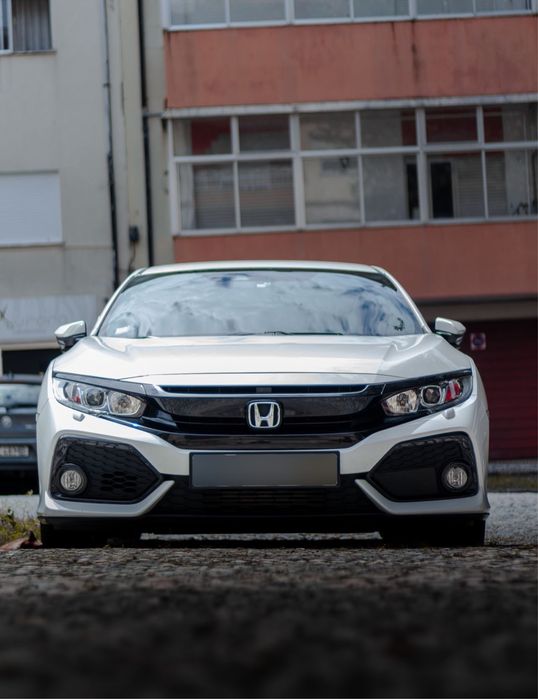 Honda Civic 1.0 i-VTEC Elegance Navi