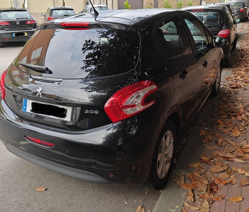Peugeot 208 1.4-HDI