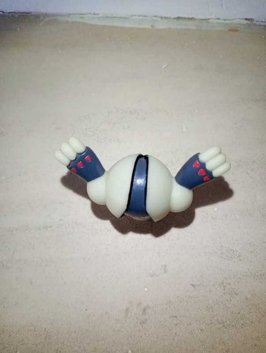 Pokémon finger puppet / brinquedo / figura pokémon Registeel da bandai
